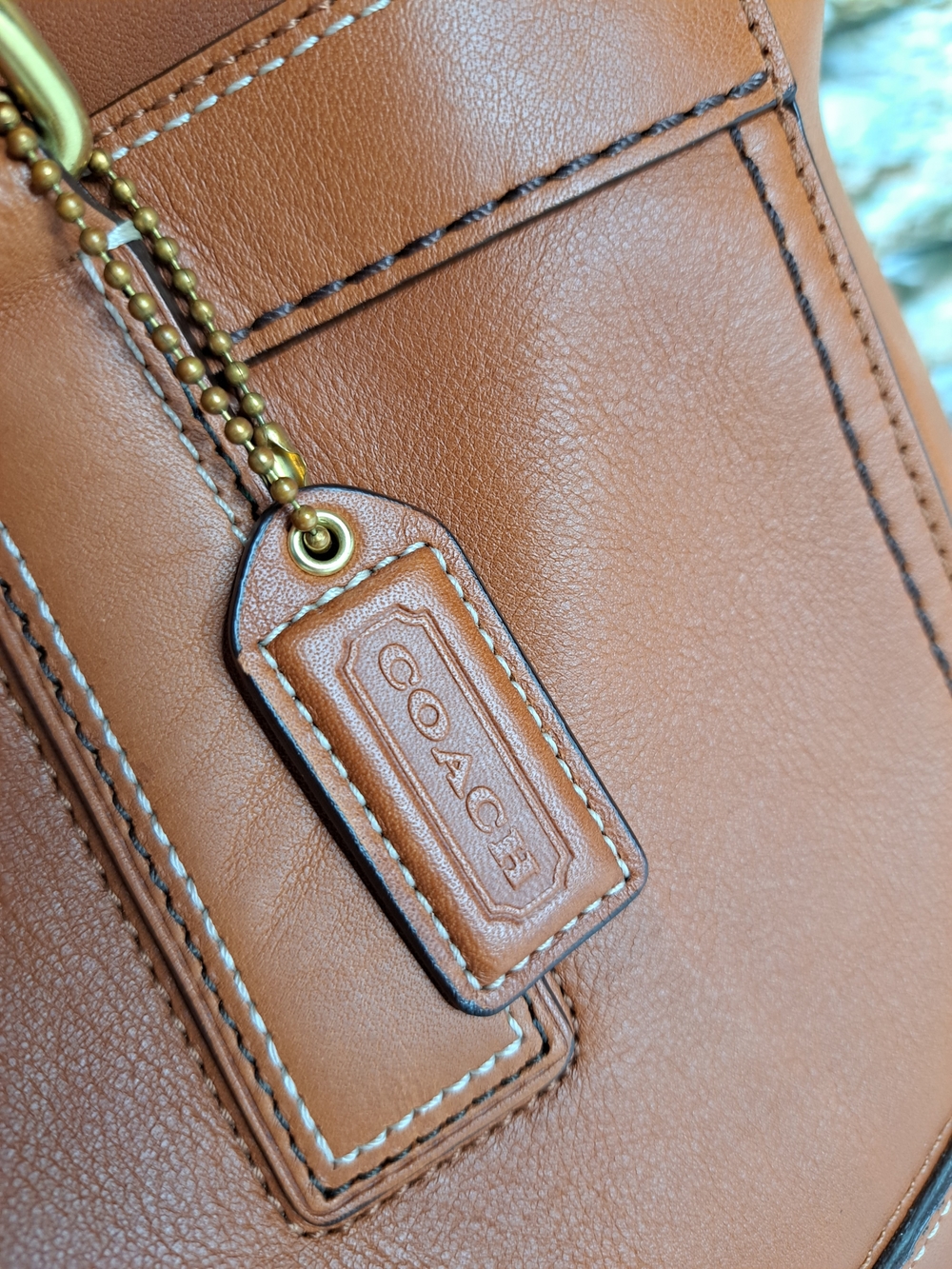 COACH 'HAMPTONS' CARRYALL TURNLOCK SATCHEL GLOVE-TANNED LEATHER, w/DUST BAG - Picture 8 of 16